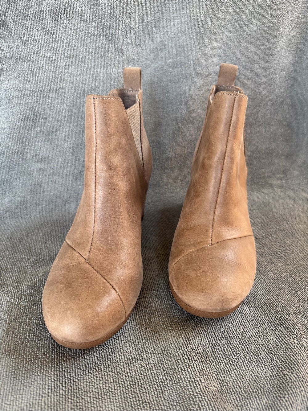 Toms Kelsey Tan Leather Wedge Ankle Boots Size 9.5